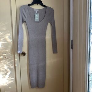 H&M • DRESSES